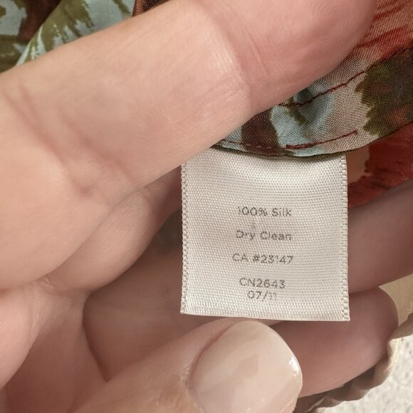 Talbots Womens Tank Top Petite Size 6 Silk Rusty Red Multi Floral Career Office - Picture 5 of 9